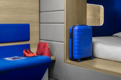 Hotel Odyssey By Elegancia - image 10