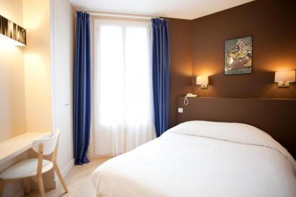Nadaud Hotel - image 19