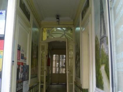 Hotel Bearnais - image 2