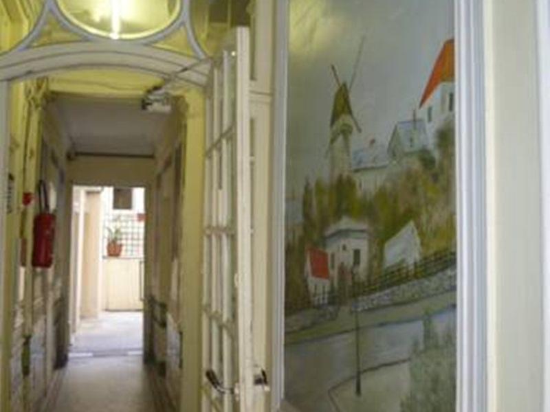 Hotel Bearnais - image 3