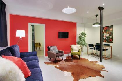 Short Stay Group Museum View Serviced Apartments - image 2