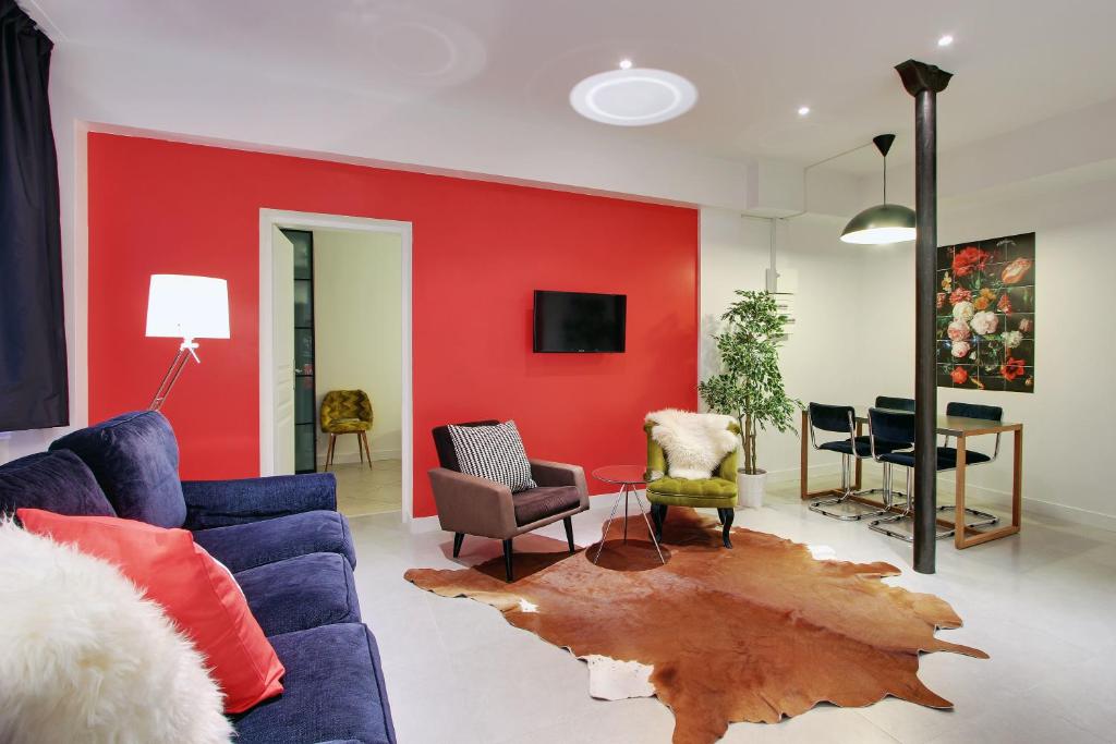 Short Stay Group Museum View Serviced Apartments - image 2