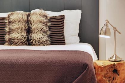 Short Stay Group Museum View Serviced Apartments - image 7