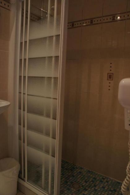 Hotel Edgar Quinet - image 14