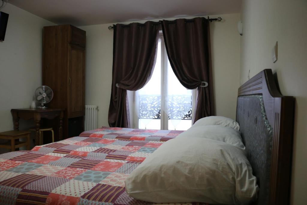 Grand Hotel De Clermont - image 3
