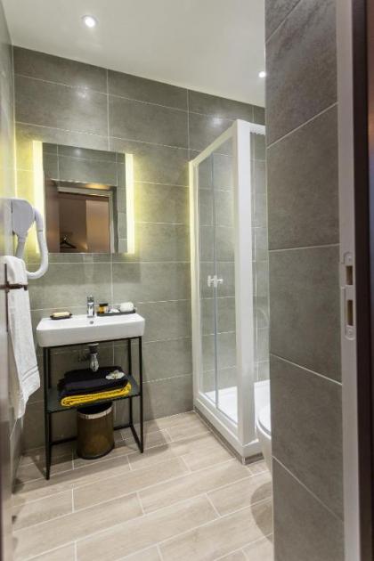 Pratic Hotel - image 4