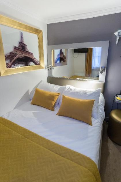 Pratic Hotel - image 9