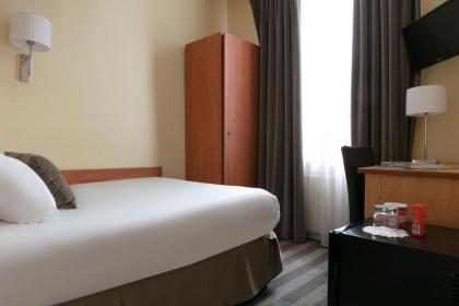 Hotel Saint Cyr Etoile - image 10