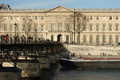 Musée du Louvre 2BR 5 FULL REFURB MAR 2020 by 'Pad-à-Terre' since 1999 - image 13