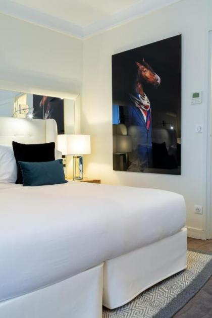 Hotel Camille Paris Tapestry Collection by Hilton - image 19