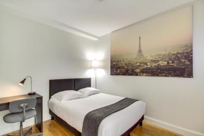 Apartments for Work in City Center - image 11