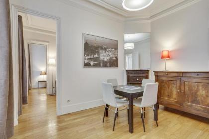 Apartments for Work in City Center - image 12