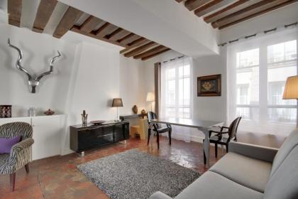 Apartments for Work in City Center - image 13