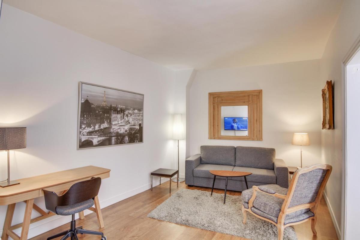 Apartments for Work in City Center - image 6