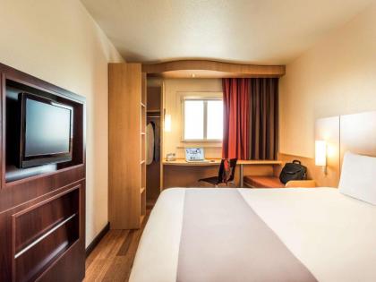 ibis Paris Montmartre - image 17