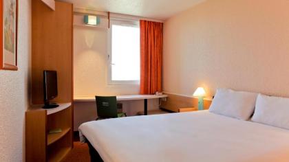 ibis Paris Montmartre - image 6