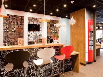 ibis Paris Gare de lEst TGV - image 3