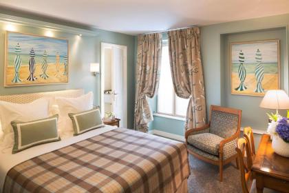 Hotel Le Relais Des Halles - image 11