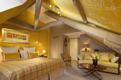 Hotel Le Relais Des Halles - image 17