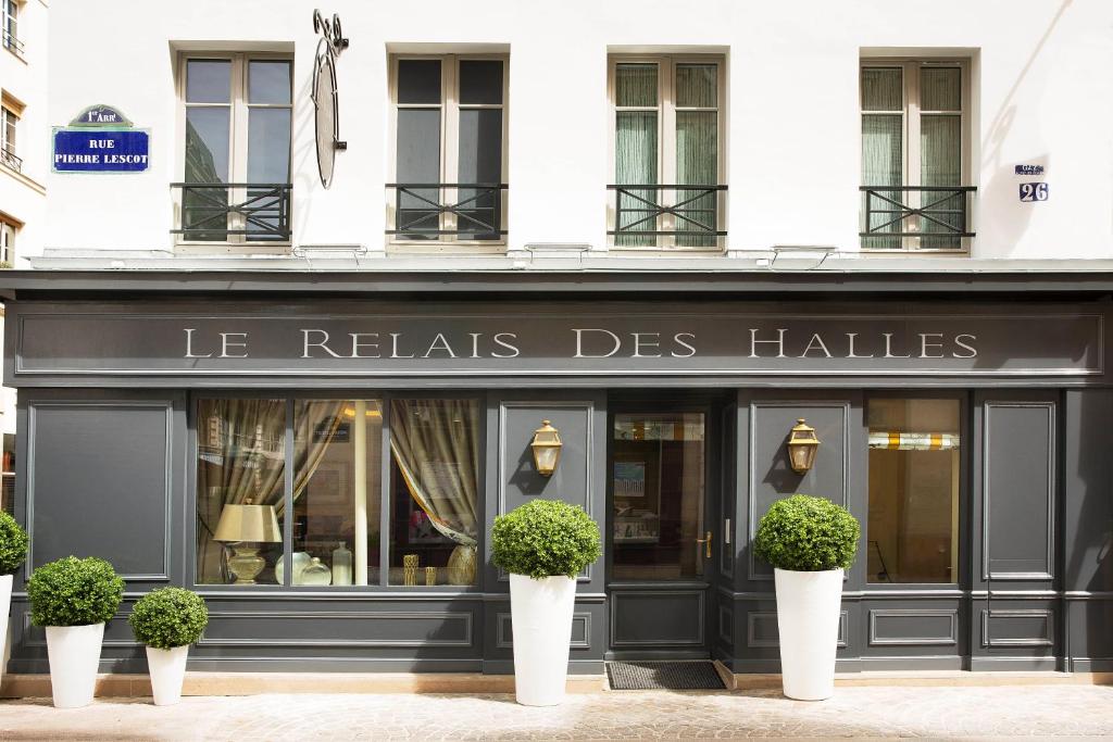 Hotel Le Relais Des Halles - image 2
