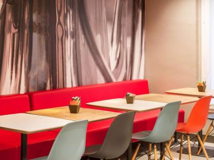 ibis Paris Vaugirard Porte de Versailles - image 3