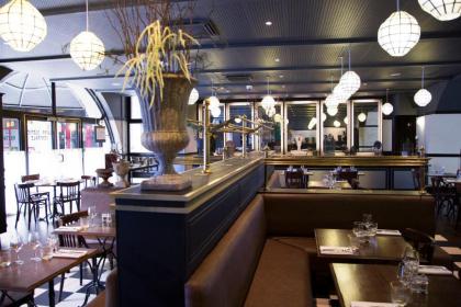 ibis Paris Eiffel Tower Cambronne 15th Hotel - image 6