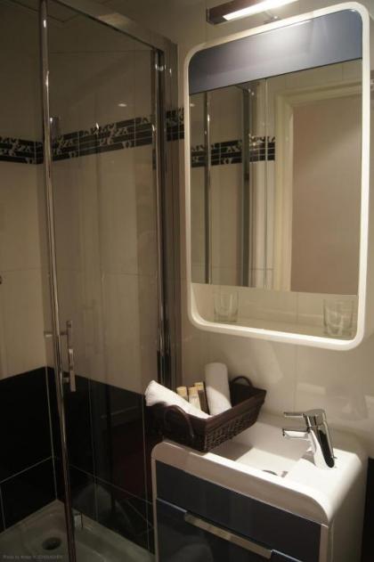 Hotel Regina Montmartre - image 13