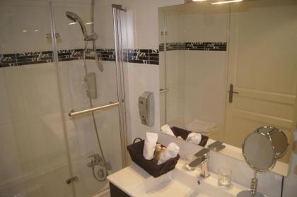 Hotel Regina Montmartre - image 9
