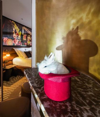 Hotel Splendor - image 10