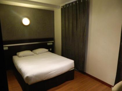 Modern's Hotel - image 14
