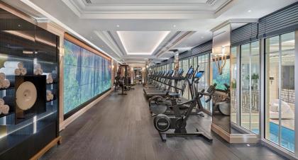 Four Seasons Hotel George V Paris - image 5