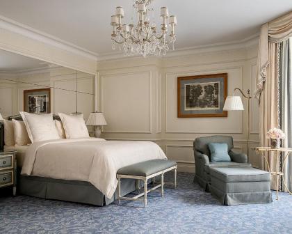 Four Seasons Hotel George V Paris - image 9