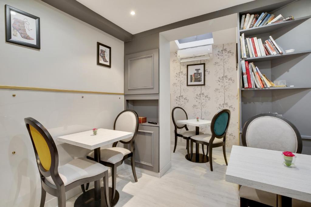 Hotel Riviera Elysees - image 4