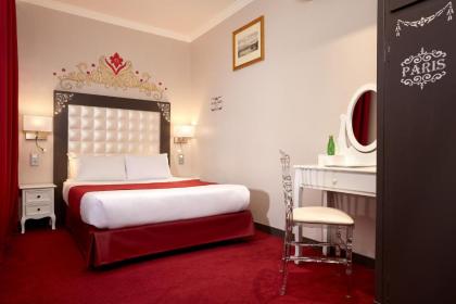 Grand Hotel Amelot - image 1