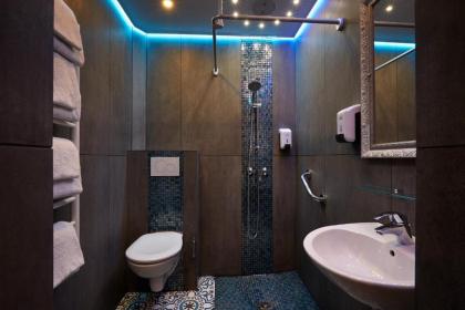 Grand Hotel Amelot - image 6