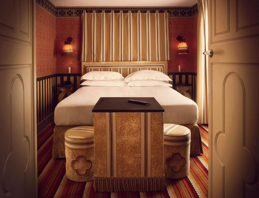 Hotel Bourg Tibourg - main image