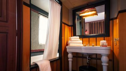 Hotel Bourg Tibourg - image 12