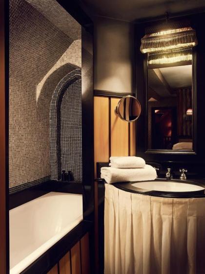 Hotel Bourg Tibourg - image 18