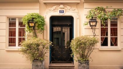 Hotel Bourg Tibourg - image 3