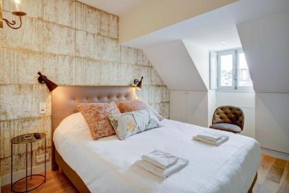 Apartments Du Louvre St Honoré - image 12