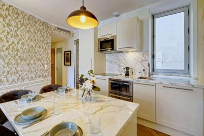 Apartments Du Louvre St Honoré - image 6