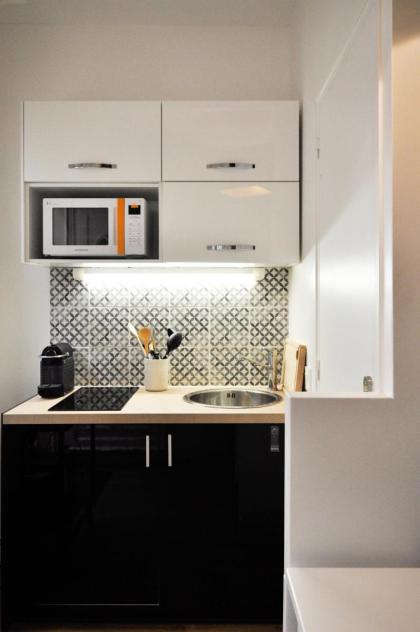 Duplex de charme au Coeur de Montmartre - image 5