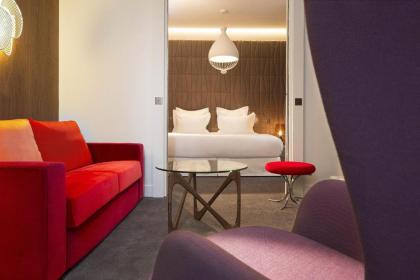 Hotel Dupond-Smith - image 12