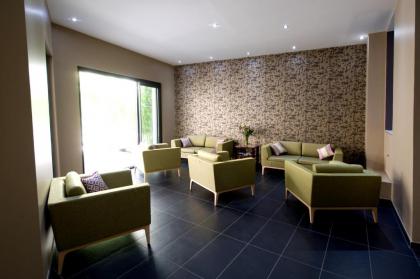 Serotel Suites - image 15