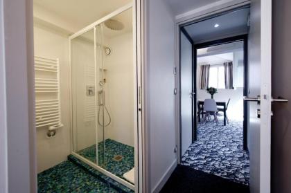 Serotel Suites - image 5