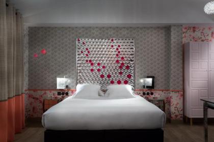 Hotel Crayon Rouge By Elegancia - image 15