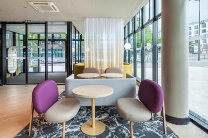 B&B HOTEL Paris Porte des Lilas - image 3