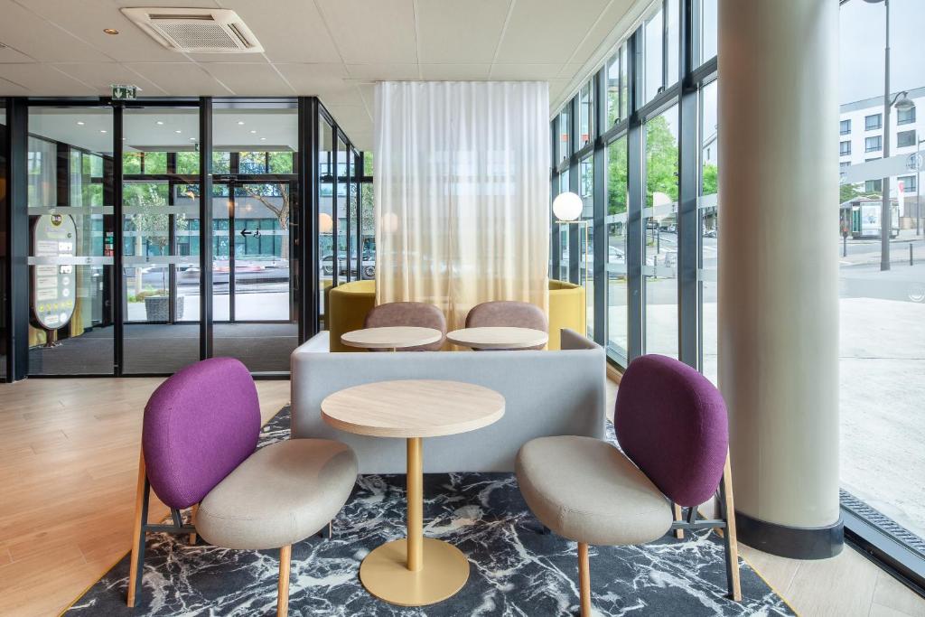 B&B HOTEL Paris Porte des Lilas - image 3