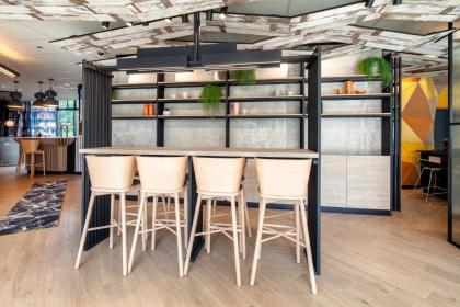 B&B HOTEL Paris Porte des Lilas - image 7