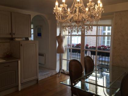 Magnifique Appartement dans Hôtel Particulier Monument Historique - image 2